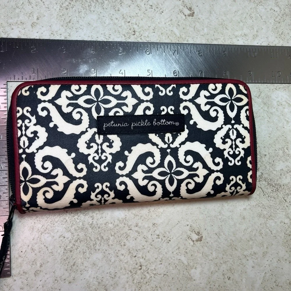 Petunia Pickle Bottom Black & White Damask Wallet Zip Red Trim Long Multi Pocket